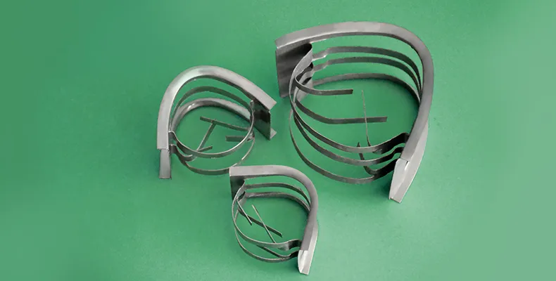 metal_saddle_ring